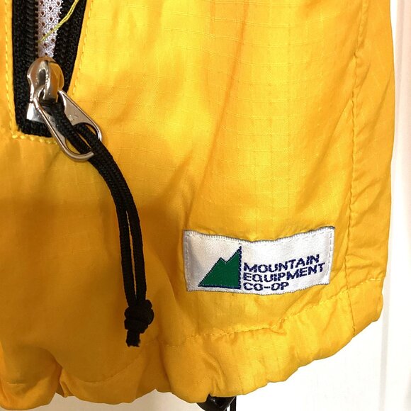 Mountain Equipment Co-op Women's Yellow Running Jacket W Reflectors Soft Shell - Picture 6 of 13
